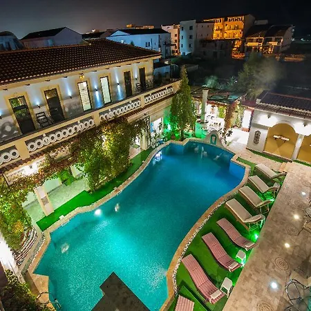 Pontica בית הארחה