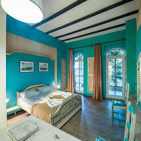 Pontica בית הארחה