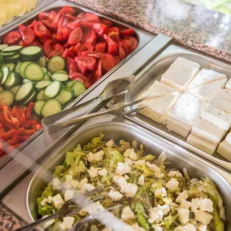 Pontica בית הארחה